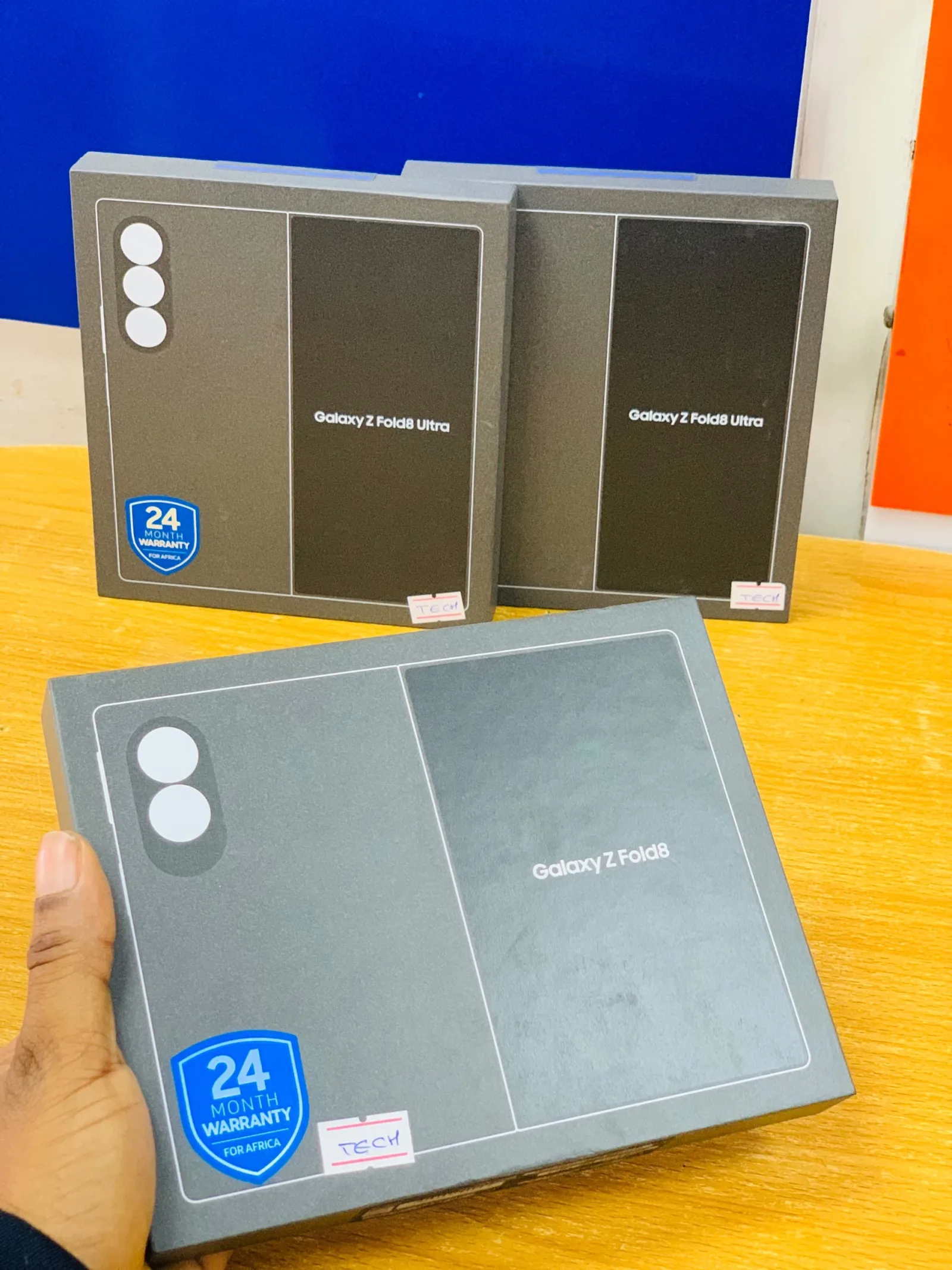 SAMSUNG FOLD 8 ULTRA