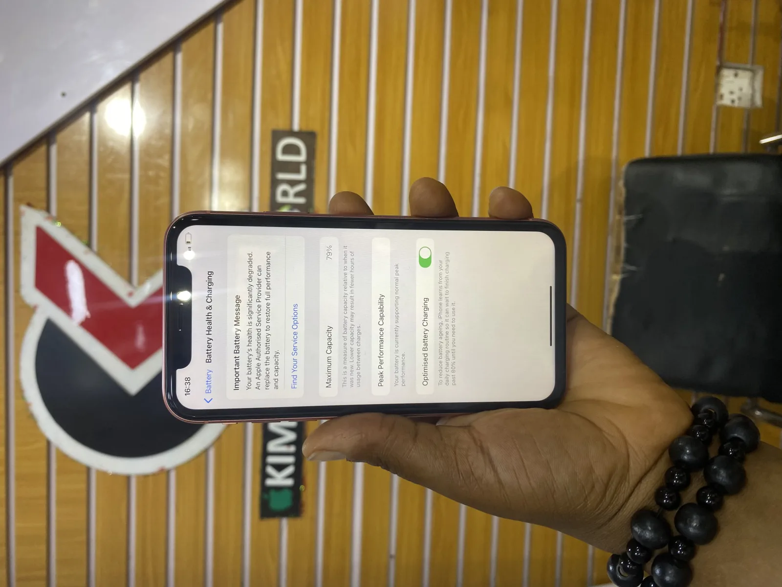 USED IPHONE XR PHYSICAL + ESIM
